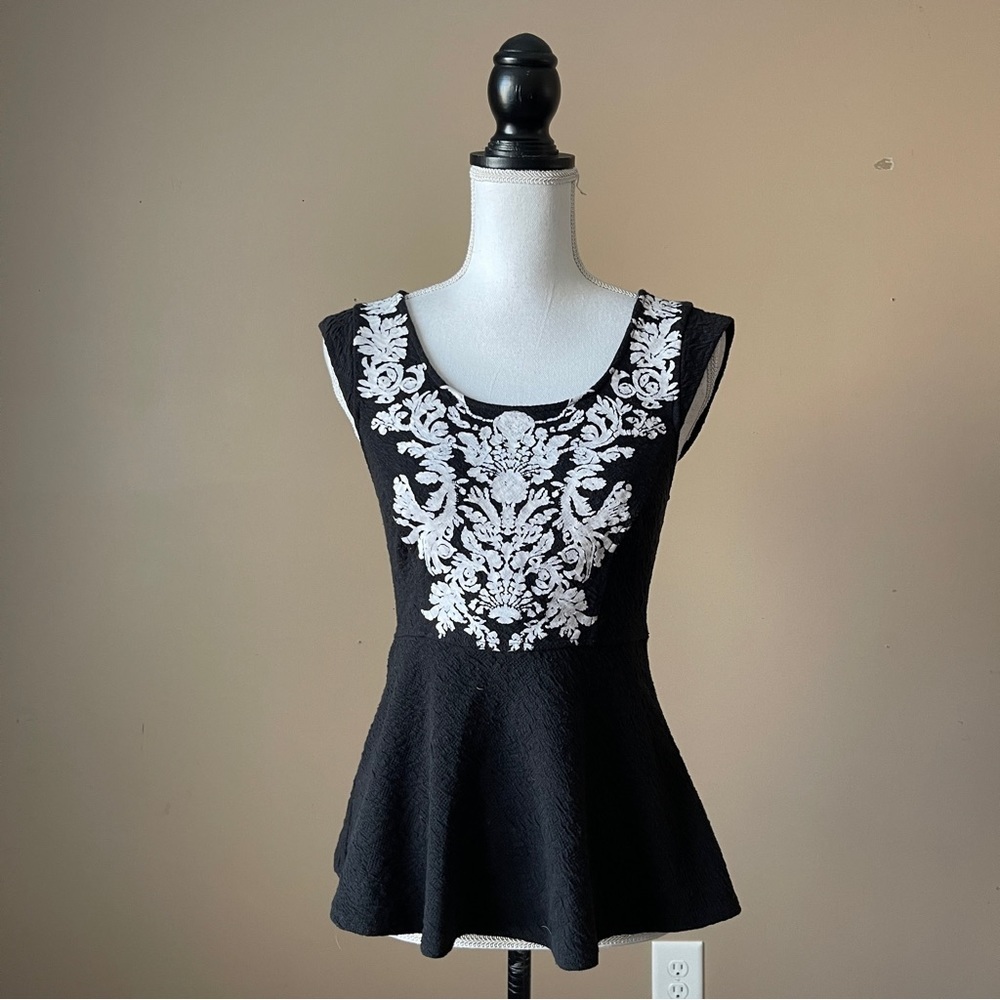FREE PEOPLE | Black Wallflower Peplum Top Sz XS